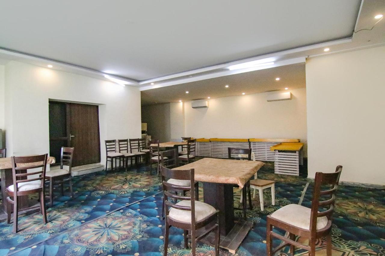 Fabhotel Marritt Grand New Delhi